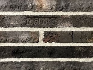 Ригельный кирпич Real Brick графитовый antic ригель 0,5 пф.